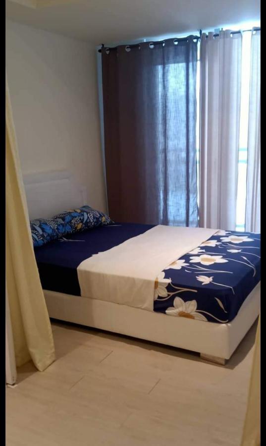 Home At Sm Bicutan Manila Eksteriør billede